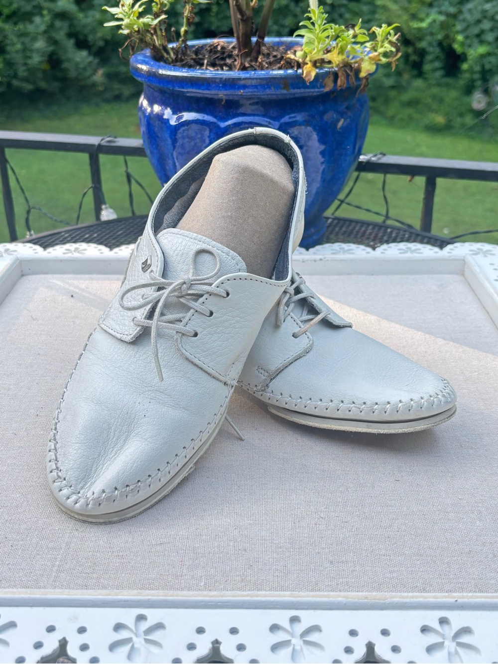 Dexter Trendy Lace up Flats in White Leather. Stitched Seam. Rubber Soles SZ 9.5